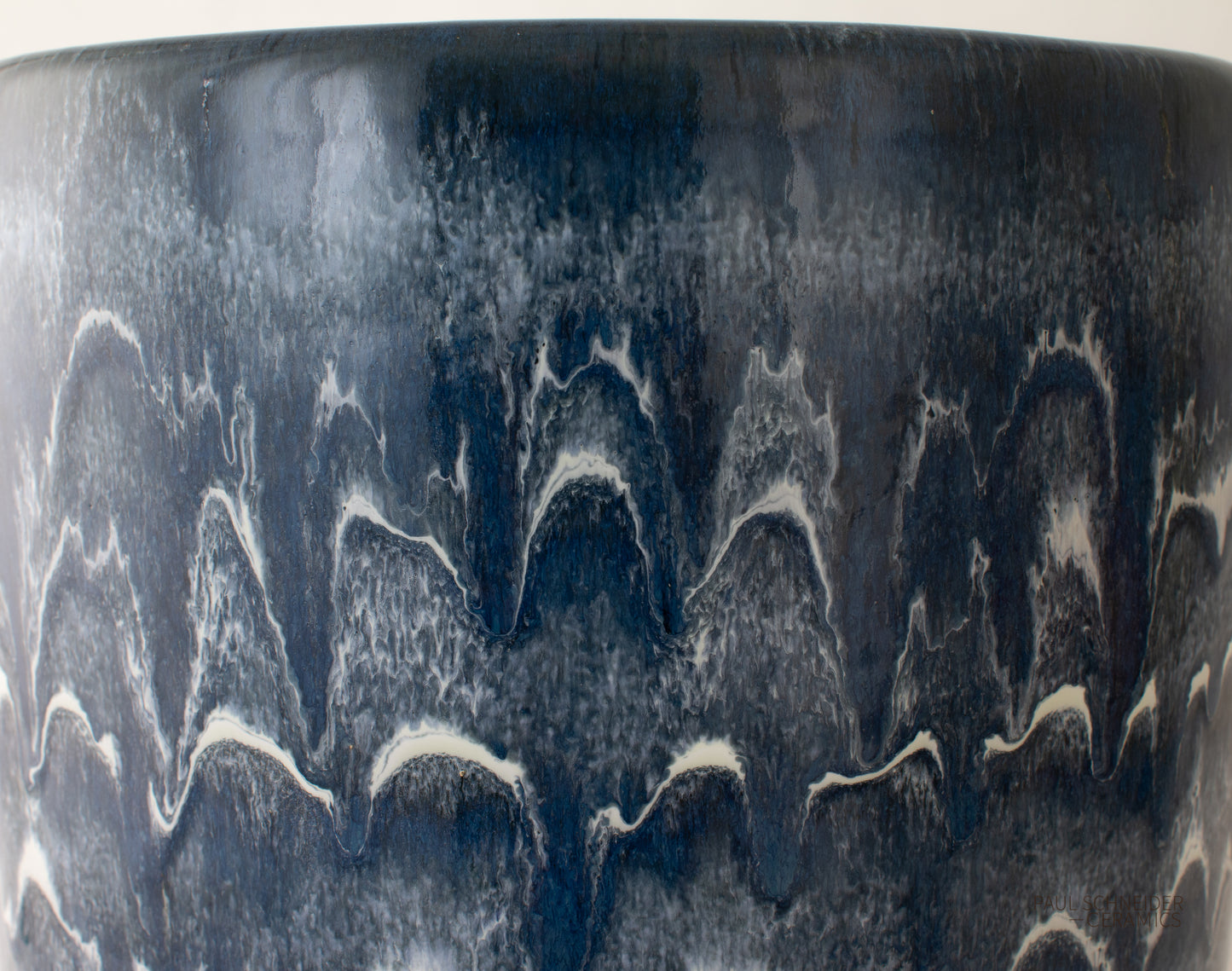 Cylindrical | Drip Banded | Navy