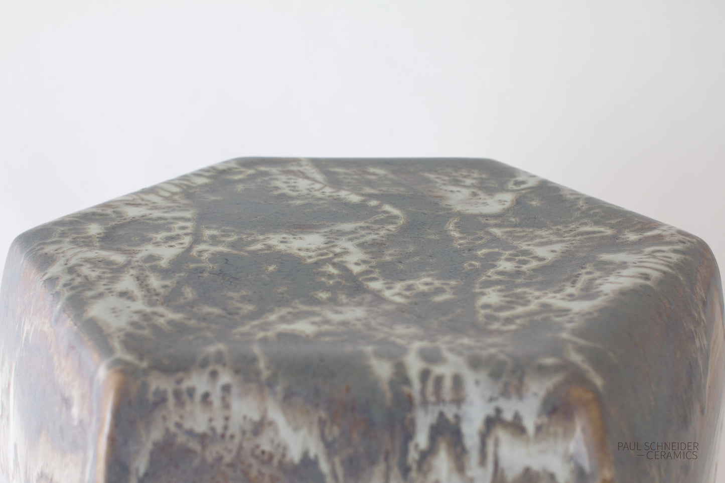 Hexagonal | Drip Brushed | #6188