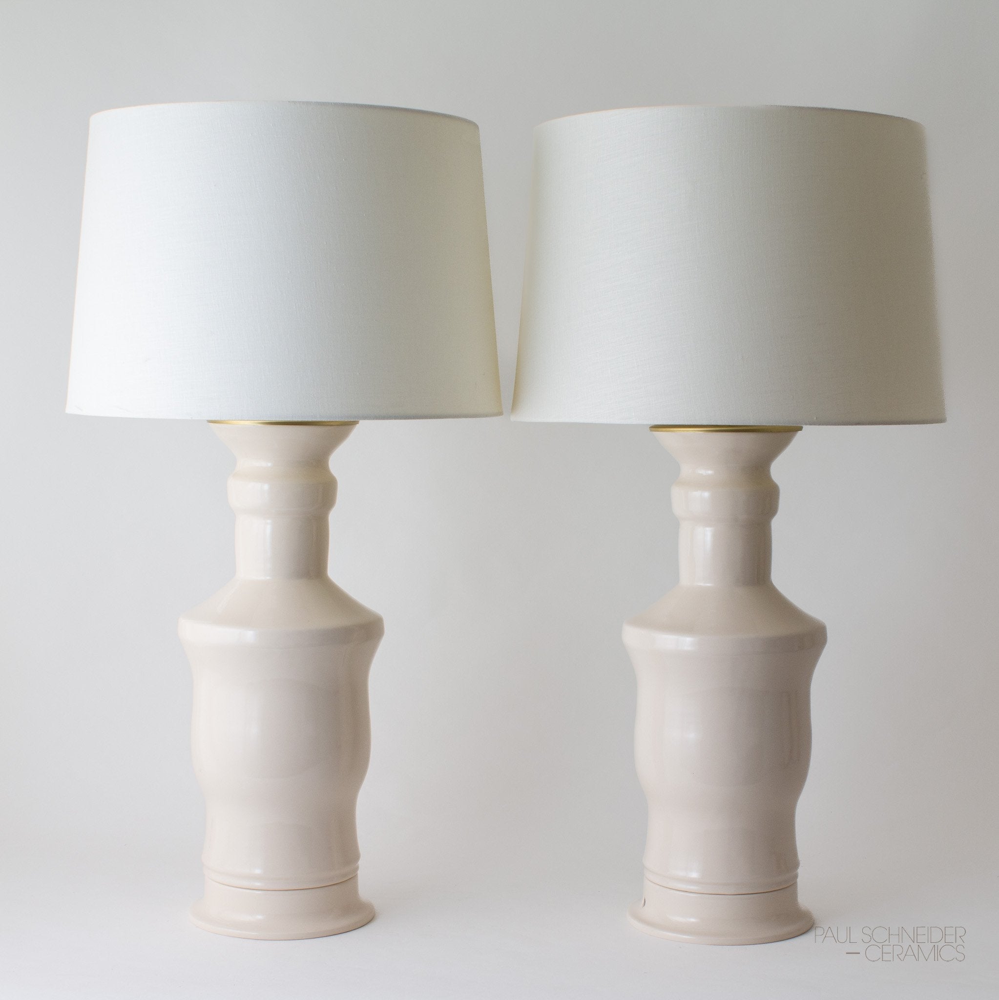 Solid Ivory Design CANYON | Glossy Solid | Ivory – Paul Schneider Ceramics