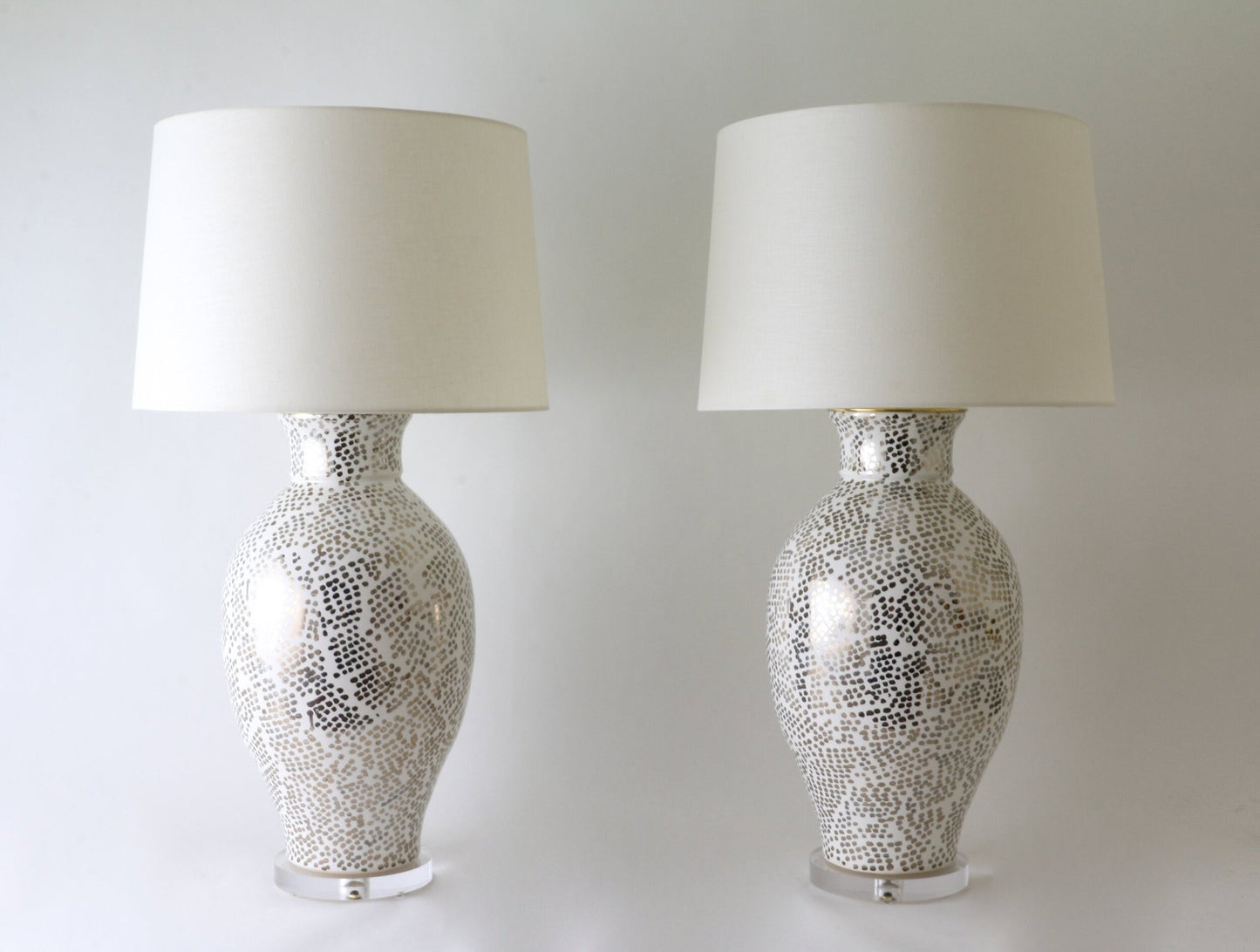 MATAGORDA | Dappled | White + Platinum Lustre - Matagorda