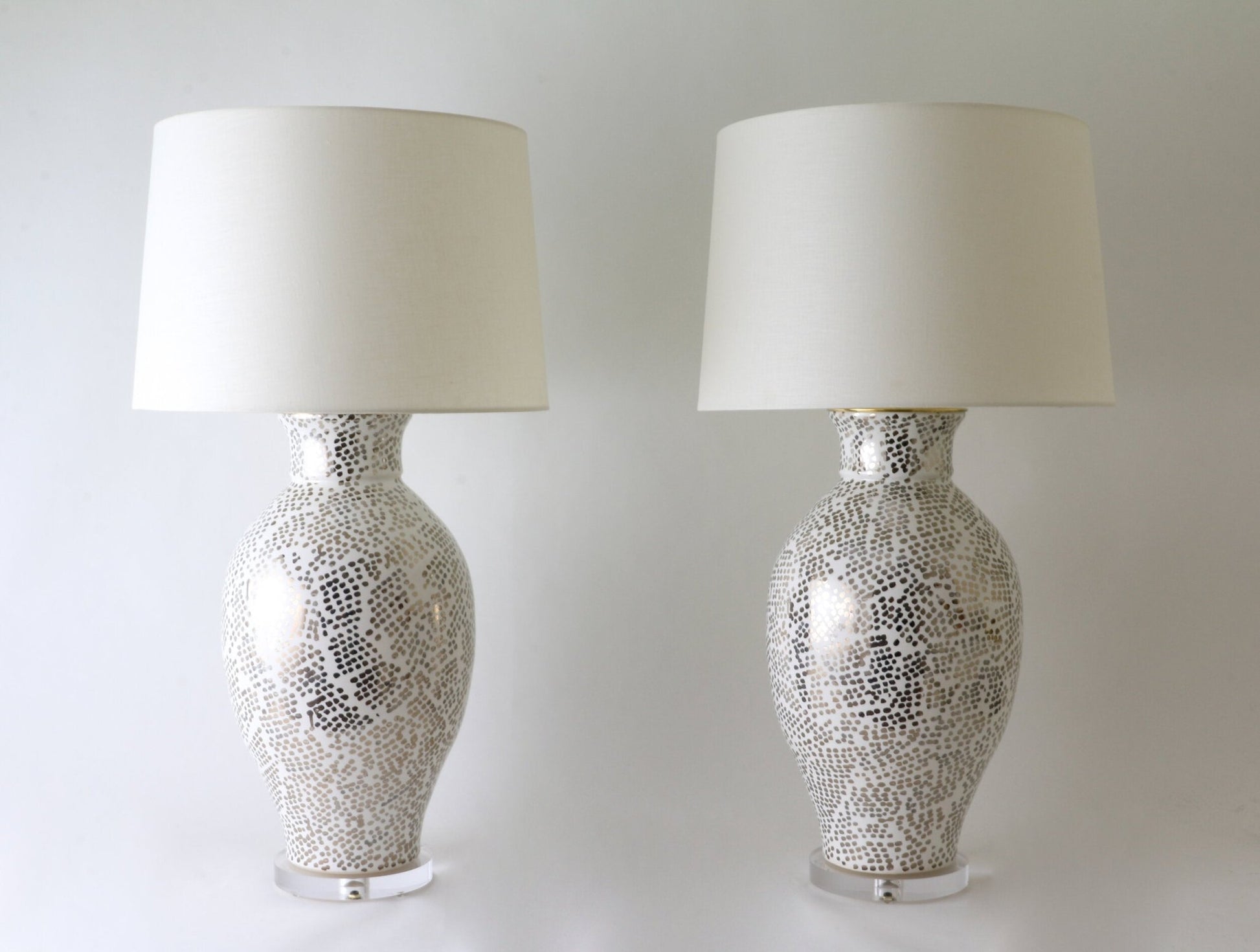MATAGORDA | Dappled | White + Platinum Lustre - Matagorda